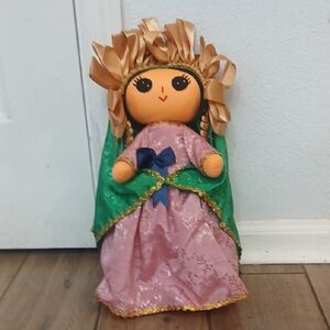 NWOT Colorful Mexican Traditional Virgencita Doll With Moving Arms & Legs